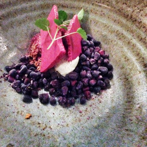 Beetroot meringue